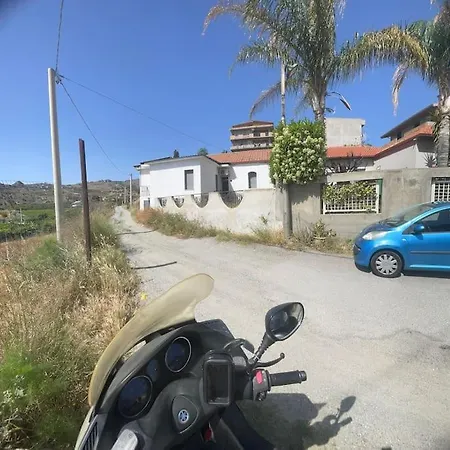 בית נופש Casa Vacanza O Se Giorno Per Lavoro מליטו די פורטו סאלבו